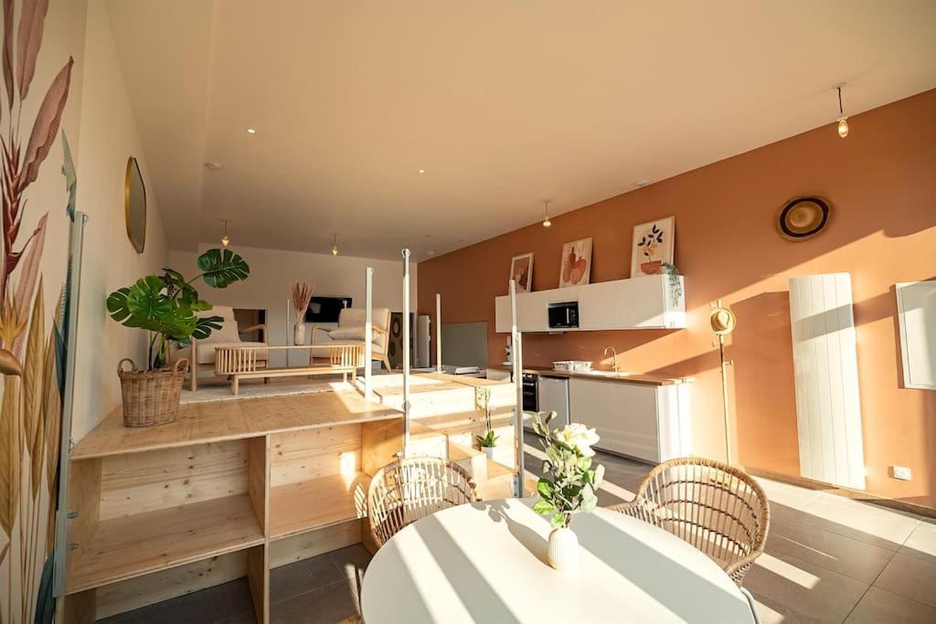 Loft/jacuzzi L'instant Apartment