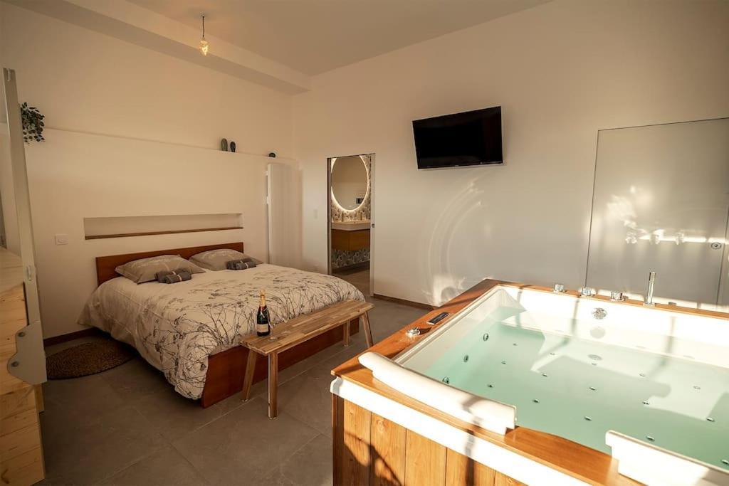 Loft/jacuzzi L'instant
